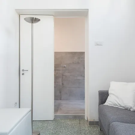 Ada & 2* Lecce