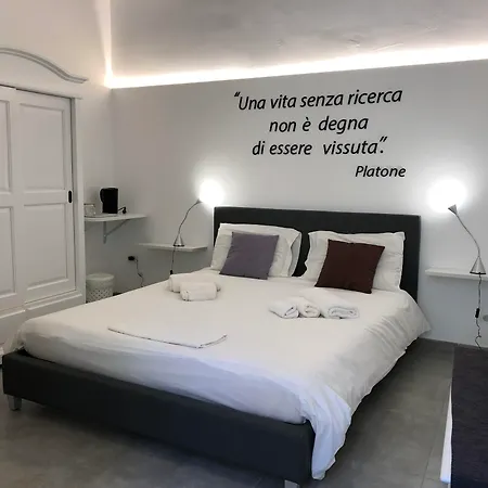 Ada & 2* Lecce