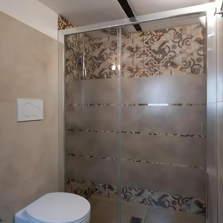 Ada & Oda ve Kahvaltı Lecce